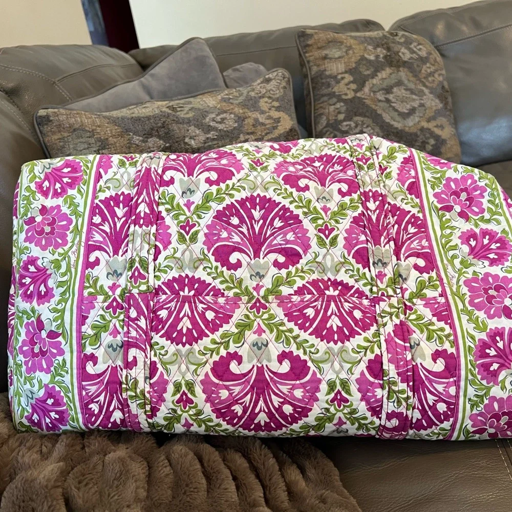 Vera Bradley Pink and Green Floral Bag - Picture 7 of 16